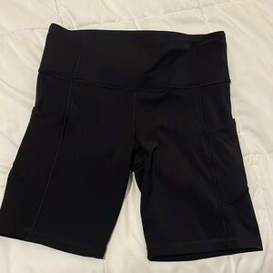Lululemon fast and free exercise biker shorts 6 inch